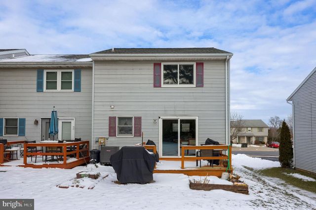 53 ORIOLE DR, Ephrata, PA 17522