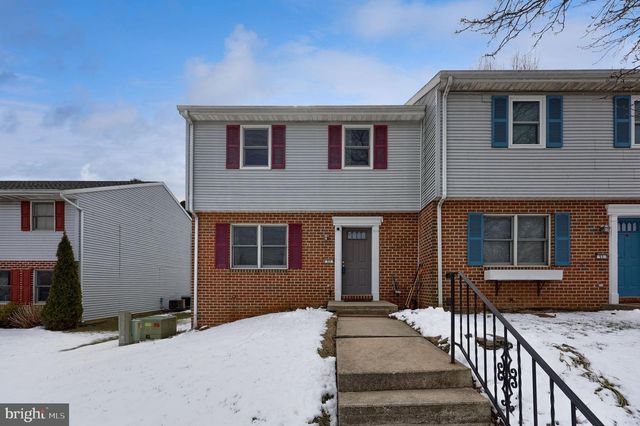 53 ORIOLE DR, Ephrata, PA 17522