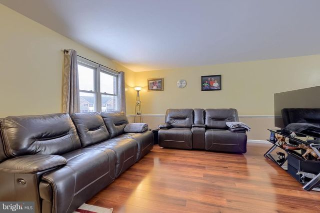 53 ORIOLE DR, Ephrata, PA 17522