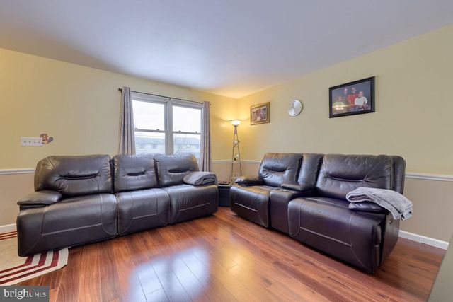 53 ORIOLE DR, Ephrata, PA 17522