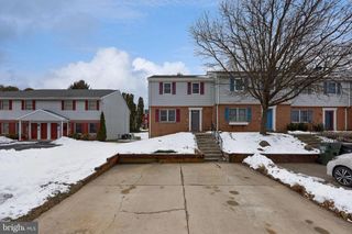 53 ORIOLE DR, Ephrata, PA 17522