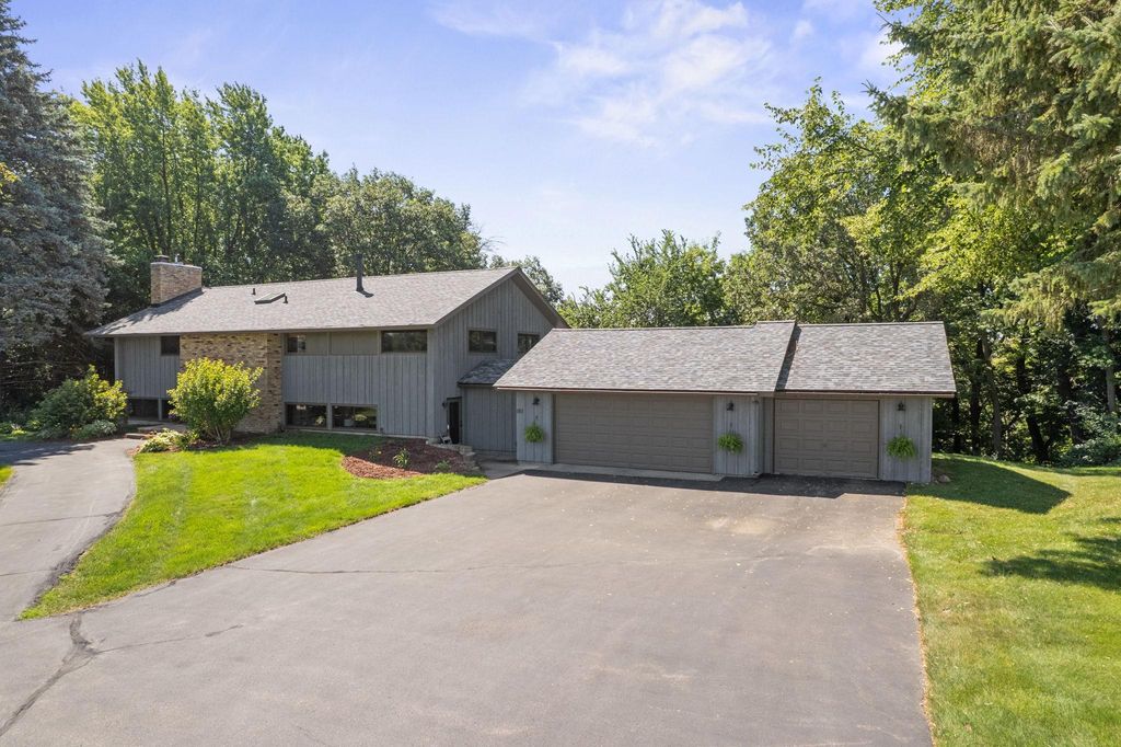 565 Lakota Lane, Chaska, MN 55318 — photo 3