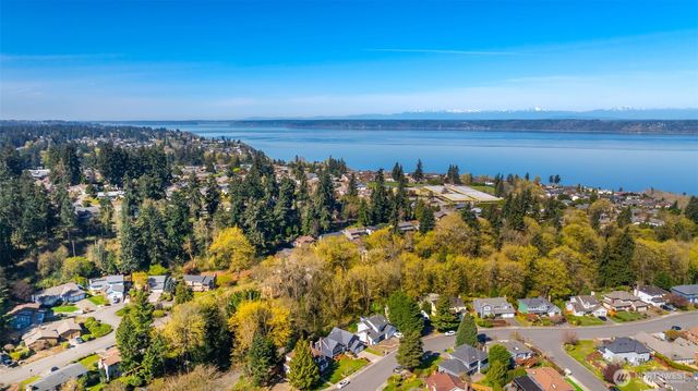 29027 13th Avenue S, Federal Way, WA 98003