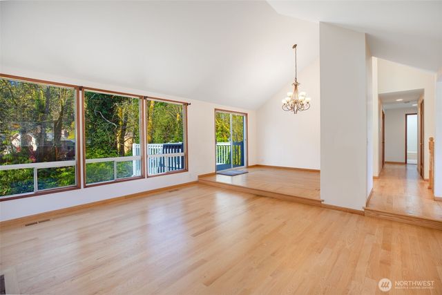 29027 13th Avenue S, Federal Way, WA 98003