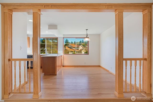 29027 13th Avenue S, Federal Way, WA 98003