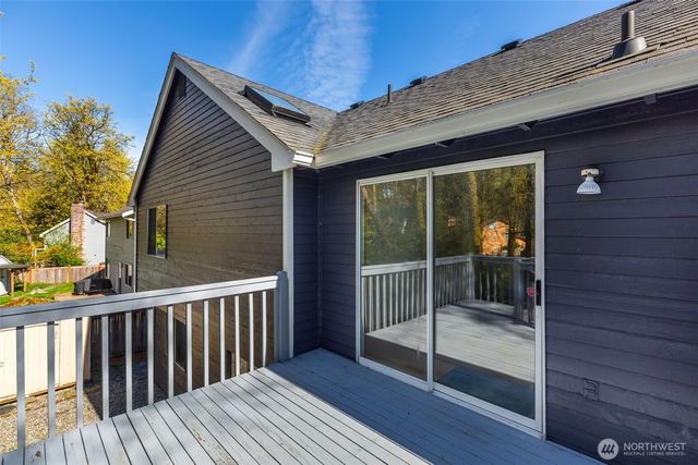 29027 13th Avenue S, Federal Way, WA 98003