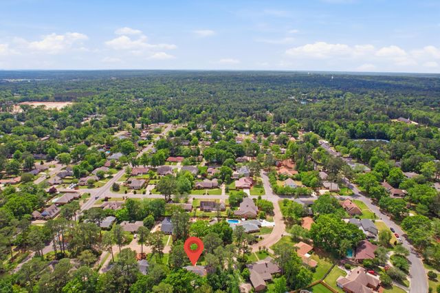 107 Greenwood Pl, Hattiesburg, MS 39402