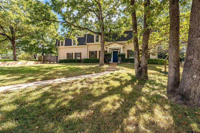 1705 Devonshire Dr, Tyler, TX 75703