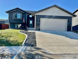 4923 TUPELO DR, Rapid City, SD 57701