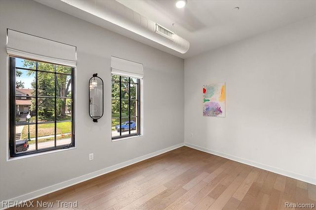 804 N Main Street 2H, Rochester, MI 48307