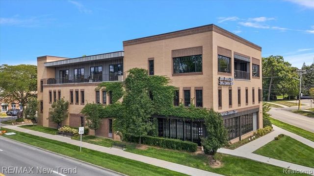 804 N Main Street 2H, Rochester, MI 48307