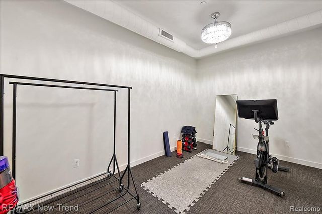 804 N Main Street 2H, Rochester, MI 48307