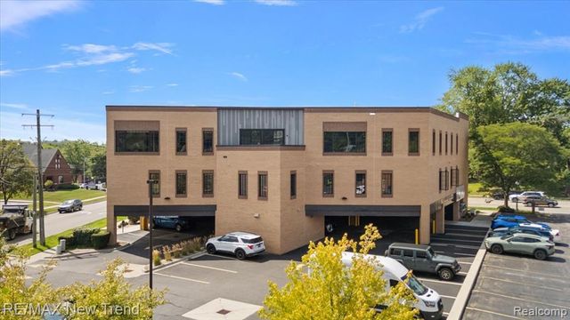 804 N Main Street 2H, Rochester, MI 48307