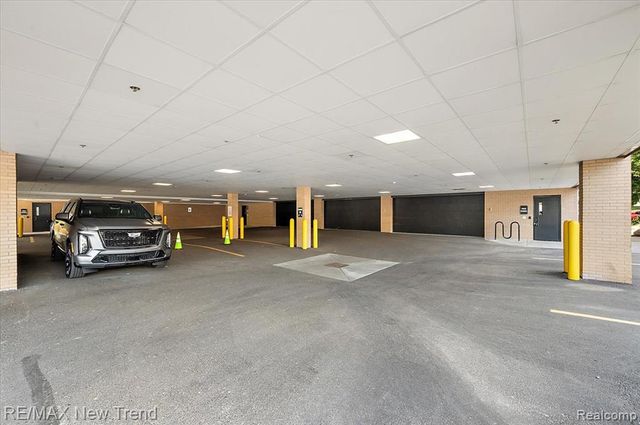 804 N Main Street 2H, Rochester, MI 48307