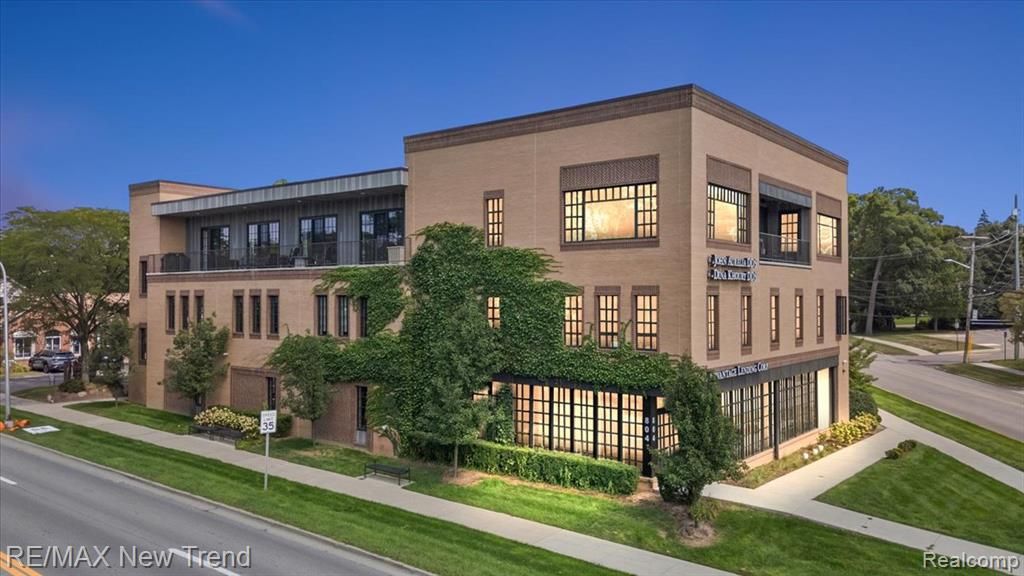 804 N Main Street 2H, Rochester, MI 48307