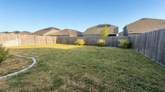 1732 Cobblecrest LN, Leander, TX 78641