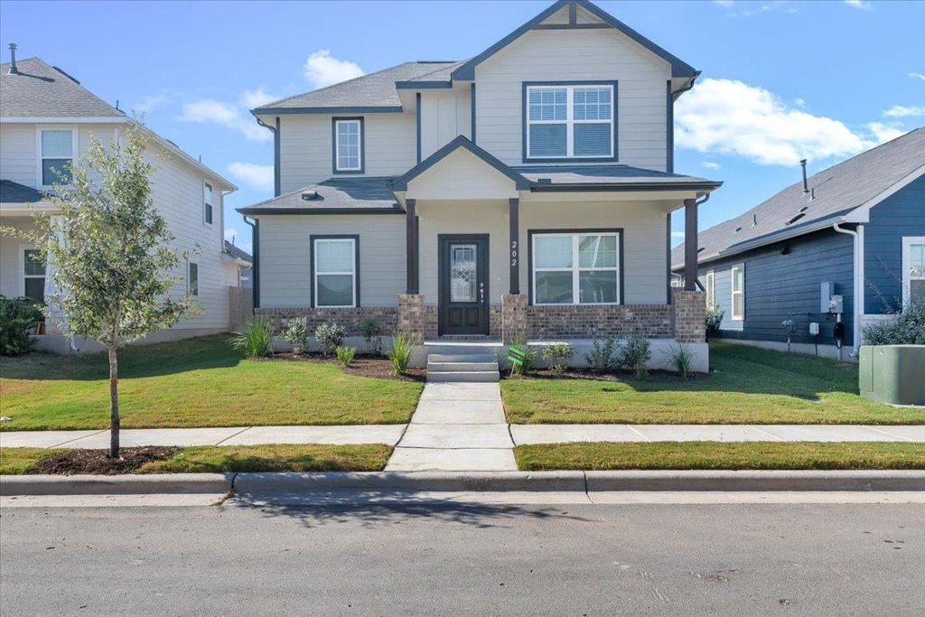 202 Tokalaun DR, Hutto, TX 78634