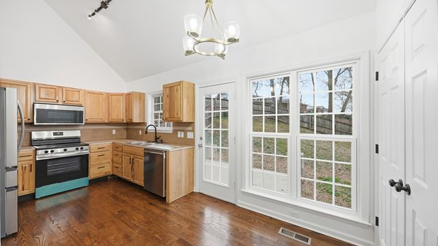 1312 Lynnhaven Circle, Hixson, TN 37343