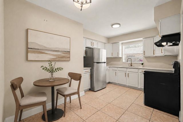 5733 66TH LANE N, St Petersburg, FL 33709
