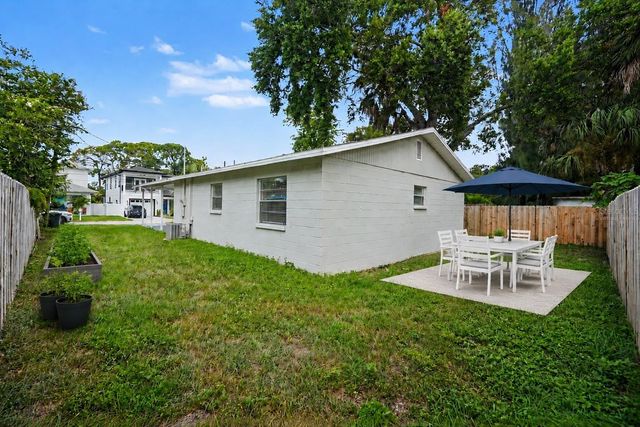 5733 66TH LANE N, St Petersburg, FL 33709