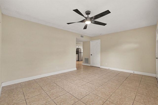 5733 66TH LANE N, St Petersburg, FL 33709