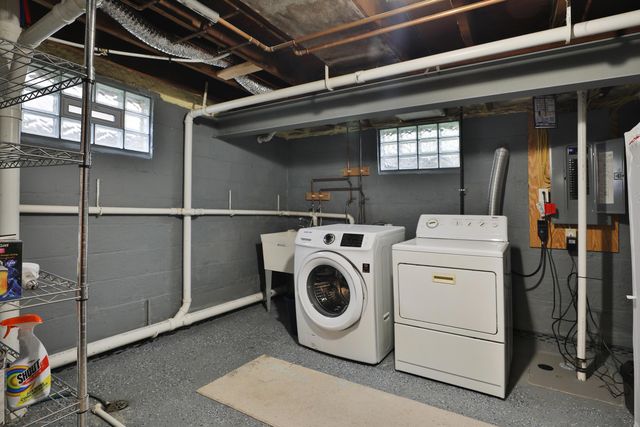 88 W Lincoln Avenue, Worthington, OH 43085