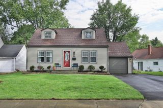 88 W Lincoln Avenue, Worthington, OH 43085