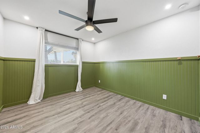 7 E BALBOA Drive, Tempe, AZ 85282