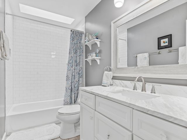 2608 Gateshead Drive, Naperville, IL 60564
