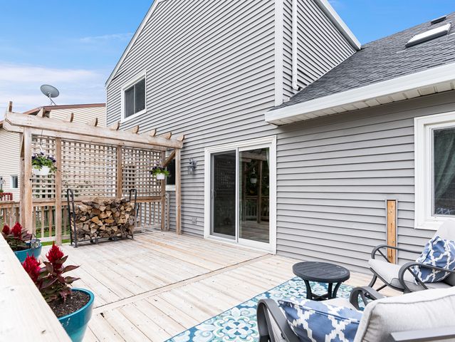2608 Gateshead Drive, Naperville, IL 60564