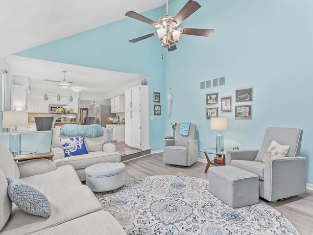2608 Gateshead Drive, Naperville, IL 60564