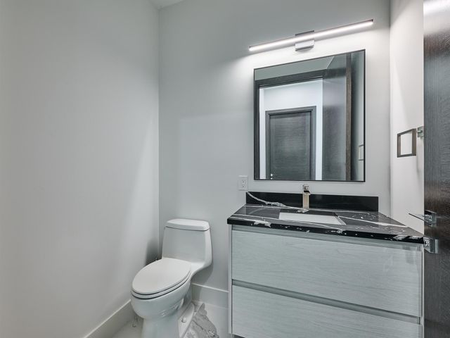 2751 NE 22nd Court, Pompano Beach, FL 33062