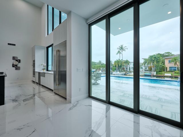 2751 NE 22nd Court, Pompano Beach, FL 33062