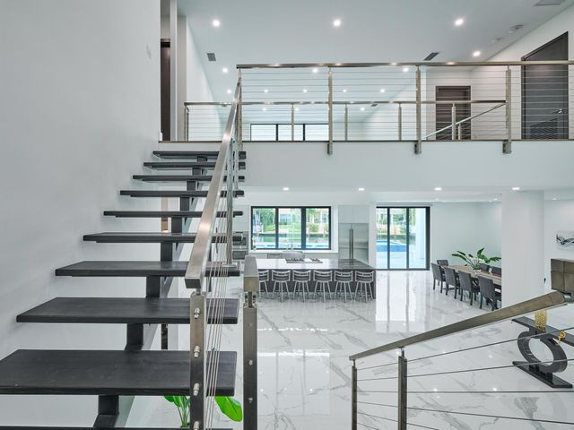 2751 NE 22nd Court, Pompano Beach, FL 33062