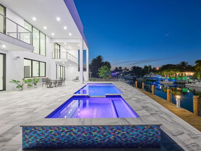 2751 NE 22nd Court, Pompano Beach, FL 33062