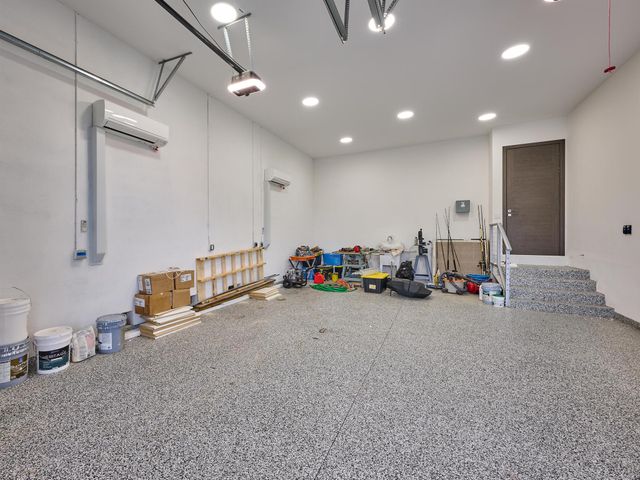 2751 NE 22nd Court, Pompano Beach, FL 33062