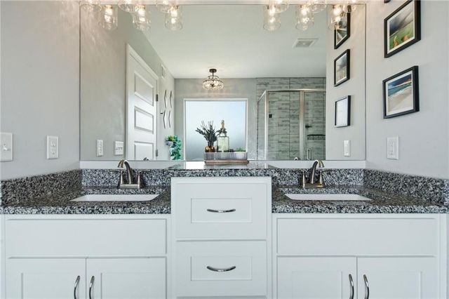 16029 Craig Street, Basehor, KS 66007