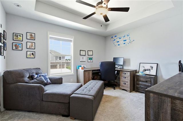 16029 Craig Street, Basehor, KS 66007