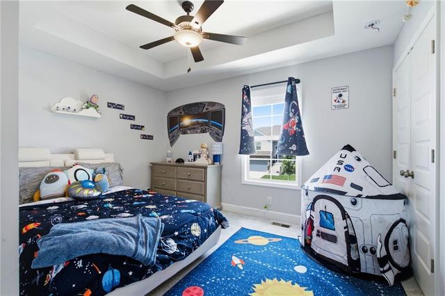 16029 Craig Street, Basehor, KS 66007