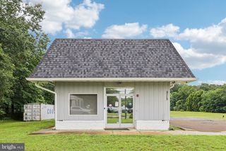 2112 S DELSEA DR, Vineland, NJ 08360