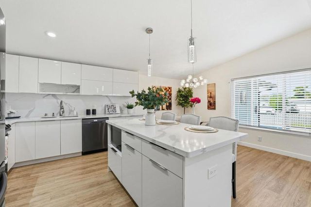 1800 Seaview Drive, San Jose, CA 95122