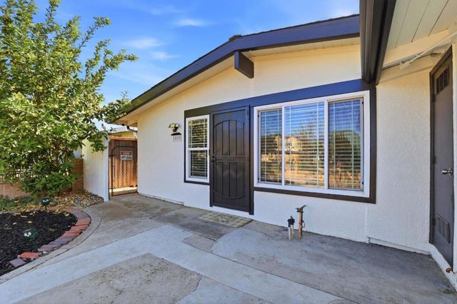 1800 Seaview Drive, San Jose, CA 95122