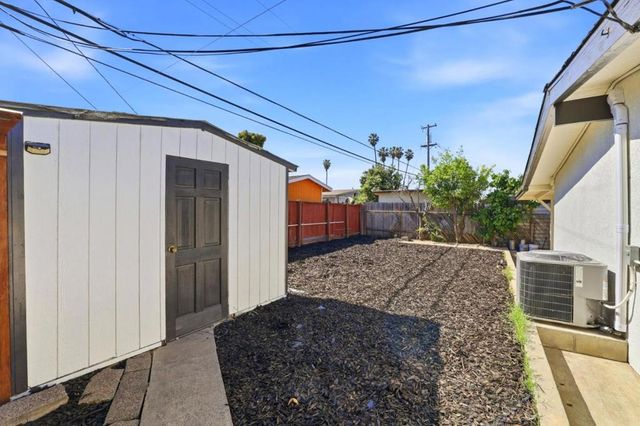 1800 Seaview Drive, San Jose, CA 95122