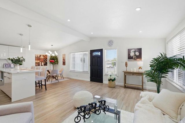 1800 Seaview Drive, San Jose, CA 95122