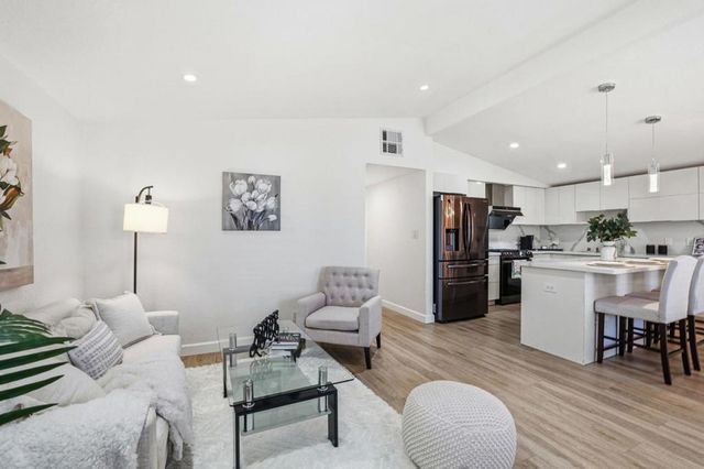 1800 Seaview Drive, San Jose, CA 95122