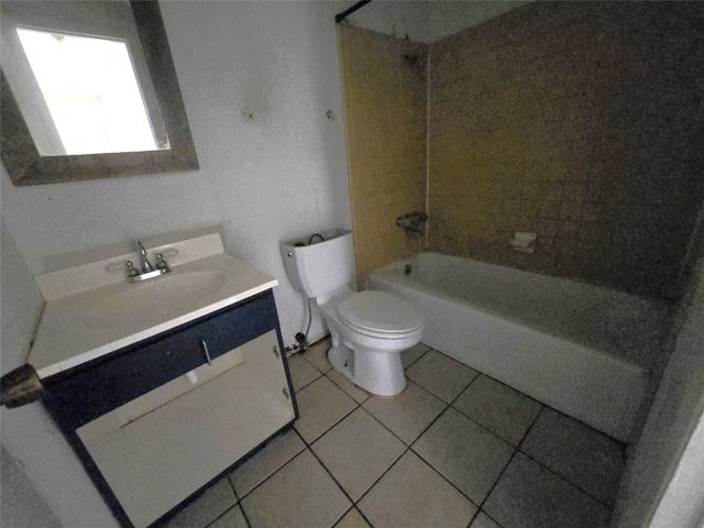 1608 Lee Street, Kaufman, TX 75142