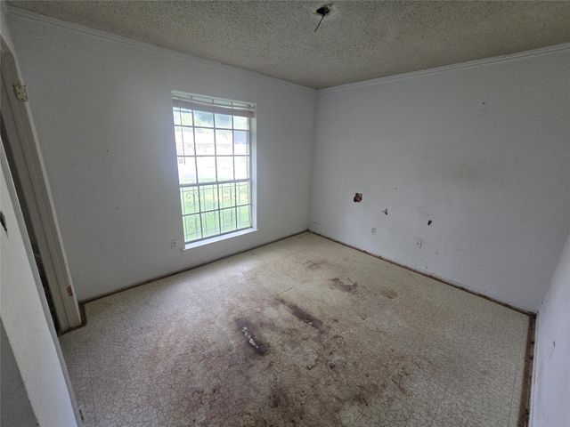1608 Lee Street, Kaufman, TX 75142