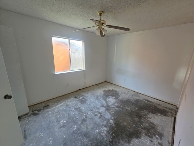 1608 Lee Street, Kaufman, TX 75142