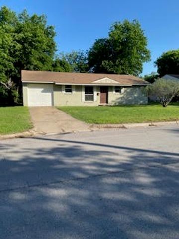 829 Sunnybrook Drive, Burleson, TX 76028
