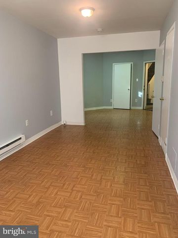 2143 N FRONT ST, Philadelphia, PA 19122